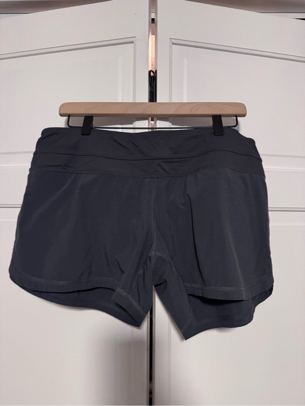 Women’s Lululemon Performance Gym Shorts - Charcoal